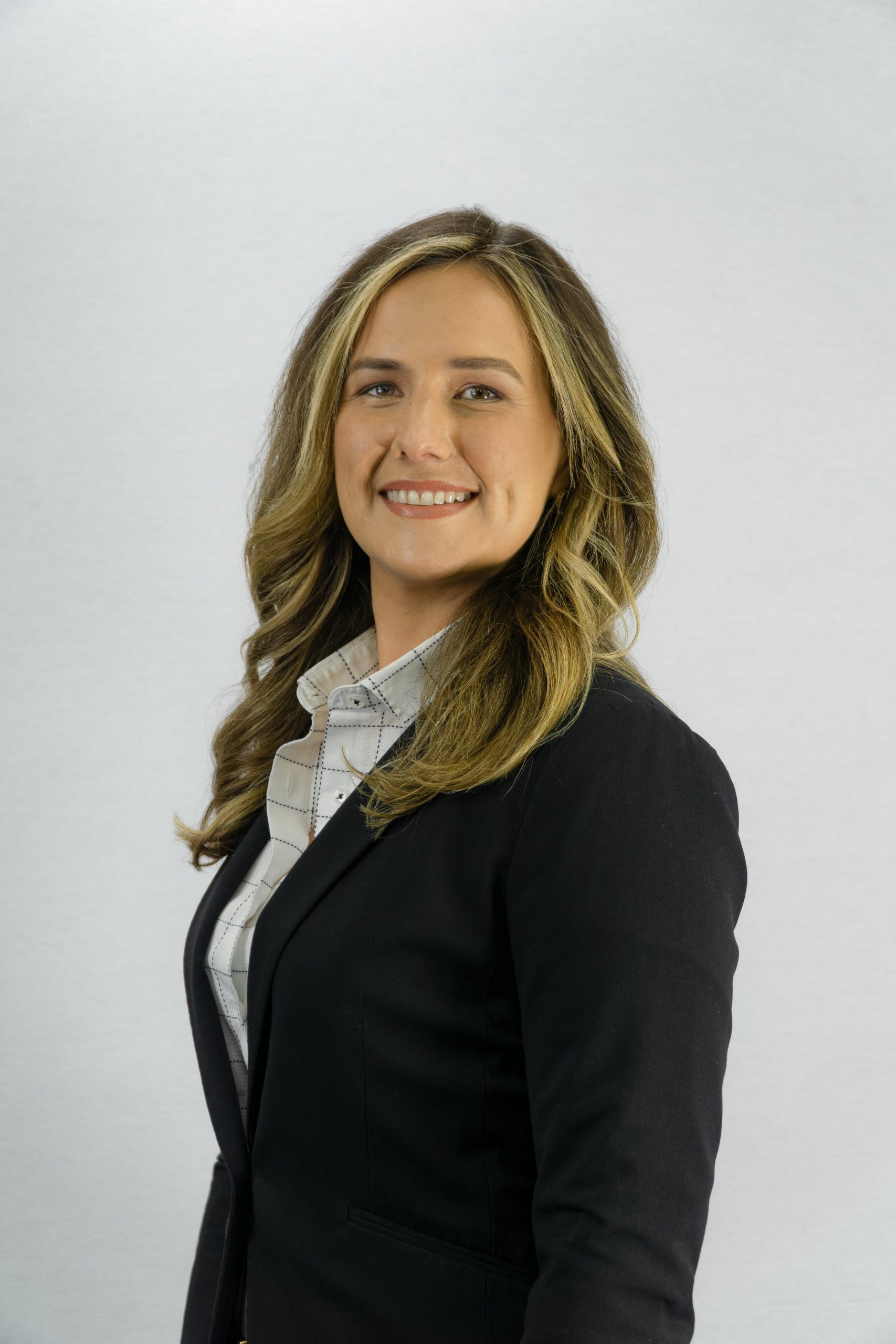 Desiree B. 1 1 scaled